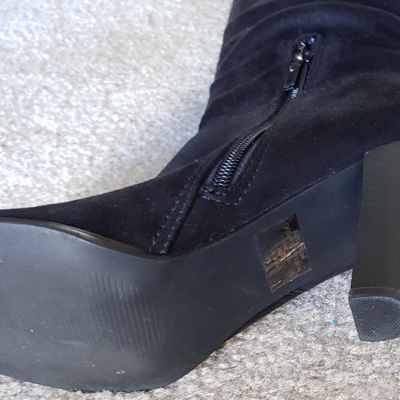 GUC Faux Suede Leather boots - Picture 7 of 8